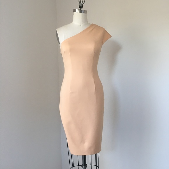 FINDERS KEEPERS Diagonal Dress - Picture 4 of 8